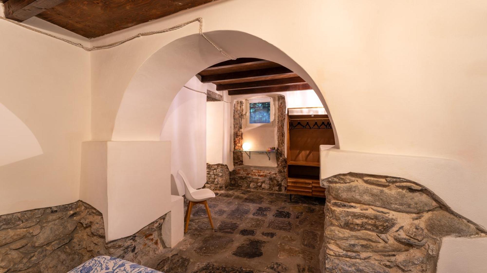La Casa Delle Pietre Parlanti - Casa In Pietra Ai Piedi Del Parco Delle 5 Terre Panzió Biassa Kültér fotó